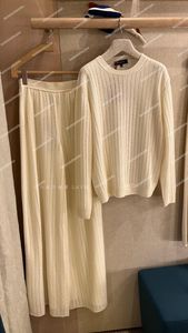 Maglioni da donna invernali in cashmere Loro Piano casual beige girocollo