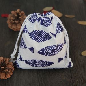 Vintage Balık Baskılı Keten Drawstring Çantası 9x12cm 11x14cm 13x17cm 50 Doğum Günü Düğün Partisi Şeker Çuval Takı Hediyesi Packagi308K