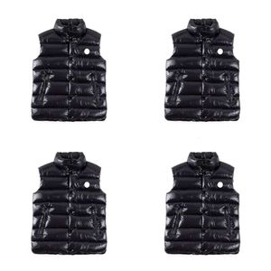 2024 New Men 's Down Vest 패션 디자이너 남자 조끼 배지 도매 및 소매 남자 다운 자켓