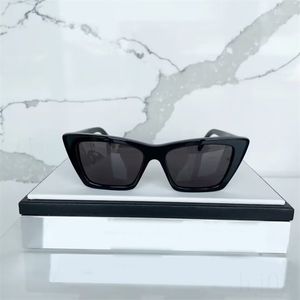 Polariserade solglasögon med bokstäver Luxury Glasses Designers Cat Eyes 276 MICA Casual Formal Universal Lunette Homme Trendy Elegant Sunglass Exquisite PJ020 B4