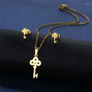 Halsband örhängen set 3st rostfritt stål rund nyckel örhänge för kvinnan man bröllop engagemang charm smycken