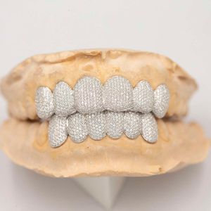 Tester personalizzato per il passaggio completo di ghiaccio Moissanite Sterling Sier placcato oro Hip Hop Rapper Denti Grillz Gioielli