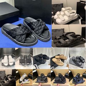 Designer plattskor kvinnor äkta läder sandaler remmar utomhus sandaler sommar komfort strand avslappnad hög kvalitet glider kristall kalv läder chanele casual skor