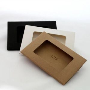 Blackboard 50pcs / Lot Vintage Hollow Tasarım Siyah / Beyaz / Kahverengi Kraft Kağıt Zarf Kartpostal Kutular Tebrik Fotoğraf Posta Kartı Paket Çantası