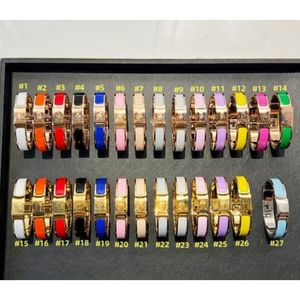 Bracciale rigido di design per donna Bracciali alla moda con stampa di lettere 17 cm Oro oro rosa Argento con scatola Regali di Natale per donna 23209 24563