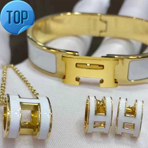 2023 Populära smycken damer lyxiga smycken halsband rostfritt stål smycken set