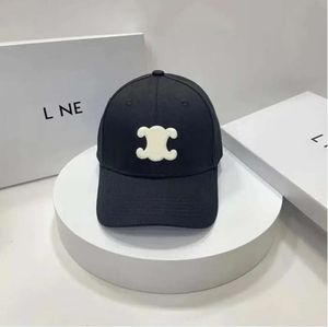 Chapéu de designer de luxo bordado boné de beisebol feminino verão casual casquette cem tomar proteção solar chapéu hats2024 re