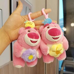 Cartoon Beautiful Moments Little Bear Doll Portachiavi Ciondolo Simpatico abbraccio Fragola Orso Peluche Bambola all'ingrosso