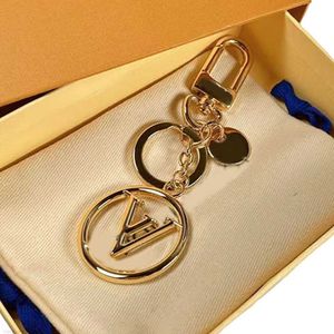 Högkvalitativ nyckelringsdesigners Brand Key Chain Men Carkeyring Women Buckle Keychains Väskor Pendant Utsökt gåva med låddammväska