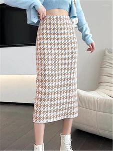 Skirts 2024 Autumn Winter Classic Houndstooth Women's Knitted Pencil Elegant High Waist Casual Mi-long Wrap Female