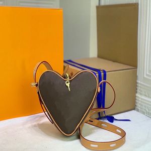 Heart Designer Женские модные сумки Роскошные милые сумки на плечо высокого качества из натуральной кожи размером 22x20x6 см model297G