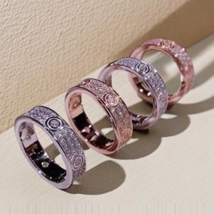 Projektant Charm Carter High Edition 18K Rose Gold V-Gold Ring Full Sky Star Diamond Love Wide i wąskie trzy rzędy pasujące do mężczyzn kobiety