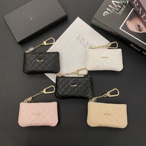 High-End Fashion Classic Hook Earphone Bag Luxury European och American Embroidered Coin Purse Storage Bags Bankkort Holder Cards Clamp