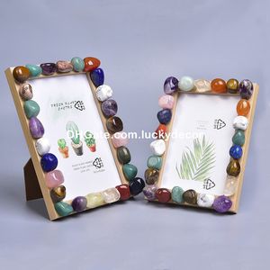 Moldura para fotos de pedra natural de 7 chakras, feita à mão, irregular, arco-íris, quartzo, pedras preciosas, moldura para meditação, altar, cristal, presente de inauguração, decoração de casa