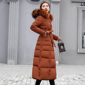 Trench da donna Autunno Inverno Abbigliamento Donna Piumino in cotone Moda Donna Cappotto con cappuccio a vite senza fine Femminile Allunga ispessimento Impermeabile Slim