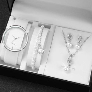 Orologi da donna 4 pezzi / set moda quadrante cavo donna set di gioielli con perle semplice cinturino in pelle da donna al quarzo senza scatolaL2402