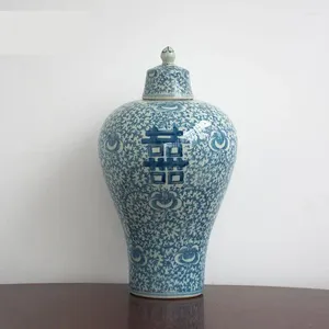 Bottiglie Vaso di prugna in ceramica di Jingdezhen dipinto a mano in porcellana bianca e blu antico con coperchio decorativo per barattolo di zenzero in ceramica cinese