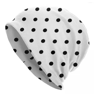 Basker klassiska polka dot bonnet hattar vita svarta polkadots retro stickad hatt unisex hip hop varm beanie höst kpop anpassade mössor