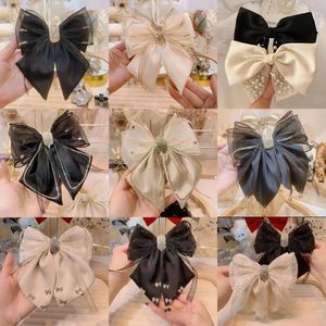 Tyg Rhinestone Crystal Hairpin Butterfly Bow Hair Clips for Women mode bröllopshuvud Koreanska hårtillbehör 240220