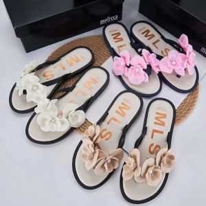 Slipper Summer Melissa Camellia Flip-Flops Womens Beach Shoes Flip-Flops Sandaler Flower Holiday Jelly Shoes SM154 J240228