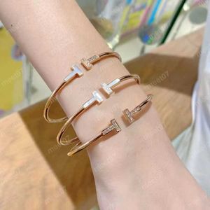 Fashion Cuff Hot Designer Bangle Bracelet Simple Classic Open Bangle Expanded High Quality Bracelets Jewelry