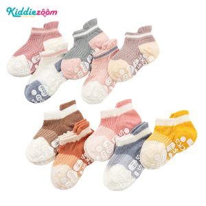 Skarpetki 10 par Socks Baby Mesh 2022 Lato oddychający maluch dziewczęca łódka przeciwpoślizgowa dla dzieci chłopcy podłogowe skarpetki bawełniane bawełniane miękkie