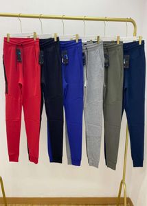 7 colori Brand designer di lusso stile europeo americano Tech Fleece Pantaloni sportivi Pantaloni in cotone spaziale Uomo Pantaloni tuta Uomo Jo7125152