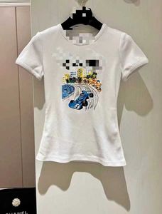 新しいTシャツCスウェットシャツ女性マンデザイナーシャツメンズTシャツ夏レディストップ高品質のポロシャツ通気性Tシャツポロスコットン服Tシャツ24SS