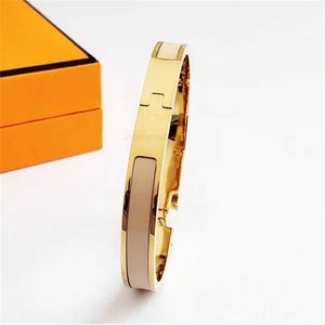 High Quality Luxury Designer Design Bangle Stainless Steel Bracelets Classic Jewelry for Men and Women