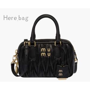 Matelasse modedesigner väskor mini handväskor bowling väska axel lyxig plånbok läder bankett tote
