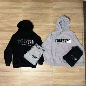 2024 Tracksuit Men's Nake Trapstar Track Suits Europe American Basketball Football Two-piece with Women's Long Sleeve Hoodie Jacket Trapstarf Spring M-3XL 889yyy