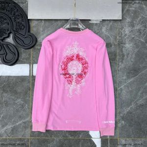 Tasarımcılar Erkek Hoodies Tişörtleri Uzun Kollu Tişörtler Moda Kromları Gömlek Top Tasarımcılar Kabartmalı Mektup Sanskrit Çapraz Desen Kalp Tees Chromees Kalpler 374