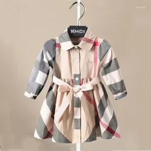 Flickaklänningar 2024 Spring Fashion Plaid Cotton Long Sleeve Princess Party Kids Clothing 1-6 år Europeisk stil A-line klänning