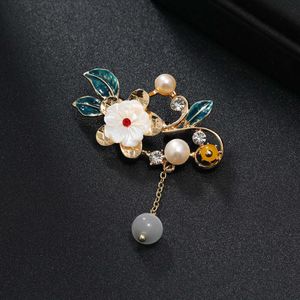 Fiore fatto a mano Spilla di perle Nappa Stile nazionale Farfalla Cheongsam Spilla antiriflesso Accessorio per maglione Fibbia regalo