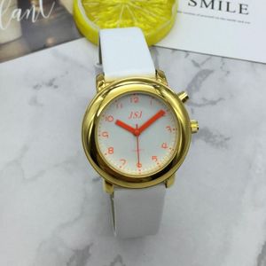 女性のアラーム機能を備えた英語のトーキングウォッチ日付と時刻wristwatches236l