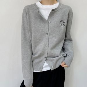 Women Women E Designer Sweater متماسكة من النوع الثقيل من البلوزات الرقبة منذ فترة طويلة من Cardigan التطريز ملابس غير رسمية الخريف والشتاء دافئ 0