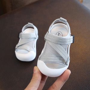 Outdoor Baby Dziewczęta Sandały Sandały Letnie niemowlę małe buty Niezłuszczone miękkie, oddychanie dla dzieci buty na plaży dziecięce sandały