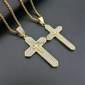 Necklaces Religious Iced Out Bling Cross Pendants Necklaces Women Men Male 14k Yellow Christian Jewelry 240228