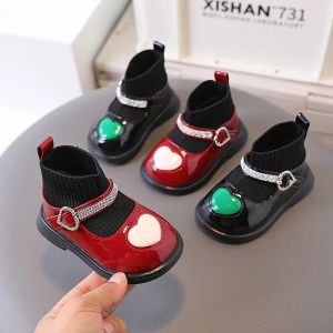 Outdoor Baby Girl Short Boots Bright Patent Leather Autumn Winter Newborn First Communion Party Dress Shoes Shine Princess Shoes F09083