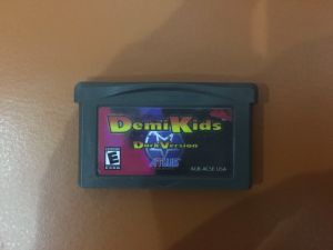 صفقات 32 بتات بطاقة Demikids Dark (النسخة الإنجليزية !! اللغات الإنجليزية !!)