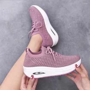 Scarpe da fitness Moda Donna Mesh traspirante Zeppe da donna Scarpe da ginnastica stringate con plateau Sport casual