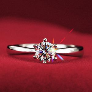 Hela-Never Fading 1 2CARAT 6CLAWS Stora simulerade diamantringar kvinnor 18K vitt guld plarskt engagemang allians USA size268e