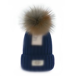 Nuovo design Designer Beanie Lettera Classica Caponi del cofano a maglia G per uomo Womens Autunno inverno caldo ricamo di lana spessa coppia di cappelli di moda Street Cappelli UG18