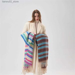 Шарфы Корейский шарф в радужную полоску Зимний контрастный цвет вязаный шарф в полоску Модная шаль Одеяло Открытый охлаждаемый шарф для пар Q240228