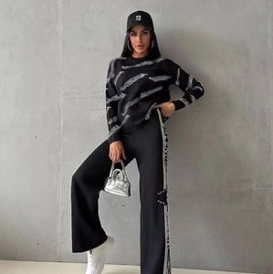 Women's Tracksuits 2024 Spring New Fashion Letter Jacquard Knitted Luxury Women's Set Designer Women's Two Piece Set