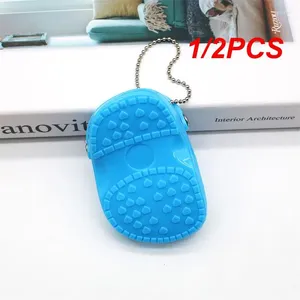 Abbigliamento per cani 1/2PCS Coppia Piccolo carino 3D Mini Sandalo Pantofola Plastica Bella Scarpe da spiaggia Croc Hole Pet Shoe Cani Accessori Animali domestici Cucciolo