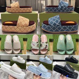 Luksusowe designerskie kapcie Kobiety Summer Kaptury Projektanci mężczyźni grube podeszwy kapcie przeciw poślizgowi miękkie podeszwa kapcie nowe kapcie sandały płaskie buty rozmiar 35-45