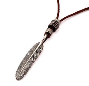 Fashion Mens Leather Choker Necklace Vintage Eagle Feather Pendant Brown Cord adjusted 4080 cm Punk Rock Micro Men For Gifts2420799