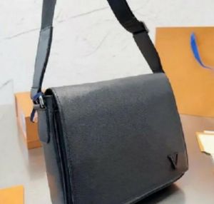 Män designer distrikt PM klassiska damer svart/grå pläd läder singel axelväska satchel små män messenger väskor läder bärbar dator portfölj