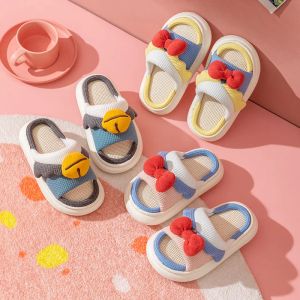 Pantofole per bambini da esterno Cotone morbido Scarpe con plateau più spesse carine Ragazzi Ragazze Lino Sandali per bambini antiscivolo per interni ed esterni Primavera Autunno